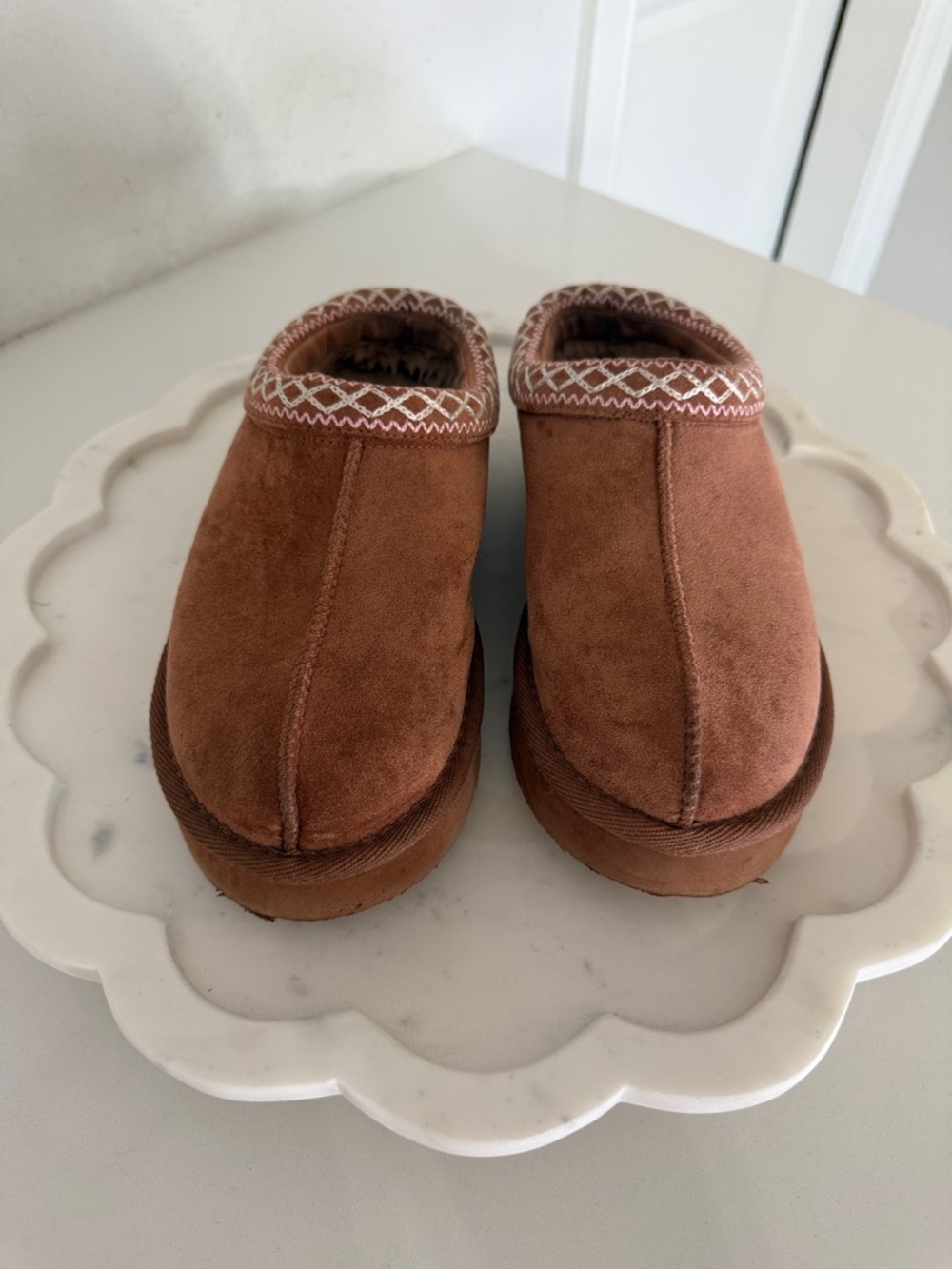 aerie Brown Suede Slip-On Cozy Mules size 8